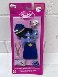 Barbie Vintage 1998 FRESCA Moda Carriera UFFICIALE DI POLIZIA - 68617-95 Nuova Con Scatola - Foto 1 di 5