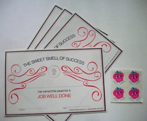 Lot of 4 Scratch 'N Sniff strawberry stickers with award sheets - Picture 1 of 4