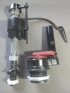 Conjunto de válvula de relleno de inodoro y aleta Fluidmaster para válvula de descarga de 2 pulgadas FABRICANTE DE EQUIPOS ORIGINALES - Imagen 1 de 6