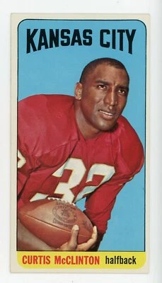 CURTIS MCCLINTON 1965 TOPPS FOOTBALL TALL BOY #107 NM SP KANSAS CITY CHIEFS  1 - Image 1 of 2