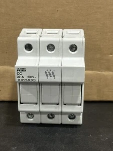 ABB 3P, 30A CC Fuse Holder Block with Blown Fuse Indicator Triple - Picture 1 of 2