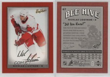 2006-07 Upper Deck Bee Hive Red Facsimile Signatures Nicklas Lidstrom #67 HOF