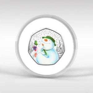 Die Schneemann Und Schneehund 2022 Farbig Aufkleber Bu 50p Münze - Picture 1 of 2