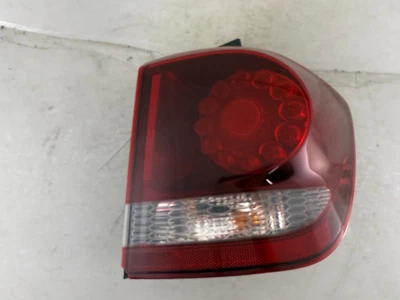 原始设备制造商 | 2009 - 2020 道奇 Journey LED 外尾灯(右/乘客) — 第 1/4 张图片