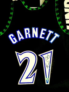 Kevin Garnett Signed Jersey Mitchell & Ness Timberwolves Fanatics Certified - Picture 1 of 2