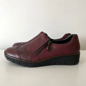 Zapatos cómodos planos de cuero borgoña antiestrés Rieker talla UK 6 EU 39 - Imagen 1 de 9
