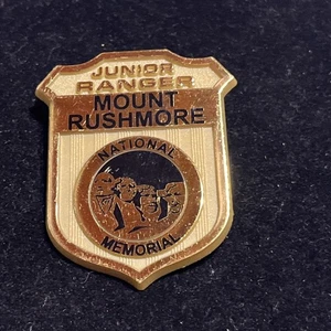 Prendedor insignia Junior Park Ranger Mount Rushmore National Memorial NPS plástico - Imagen 1 de 3