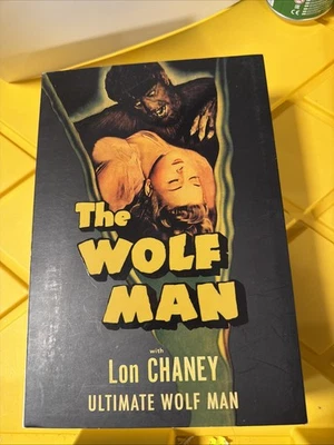 NECA Ultimate 7" NIB Black & WHite Version Monsters The Wolf Man Damaged - Image 1 of 4