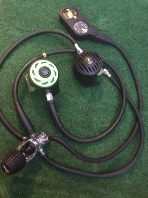 US Divers Conshelf 21 + Octo + Pivot + Hoses. Untested - Image 1 of 4