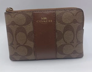 Coach Wristlet In Signature C Design, Brown. D2238 - Picture 1 of 13