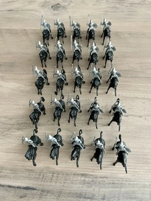 1/72 Lot Of Giant / Helen Of Toy  Knights / Barons - Image 1 of 4