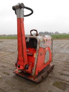 Rüttelplatte Weber CR8 Bj. 2011 570Kg E-Start Motor + Erreger Überholt - Bild 1 von 4