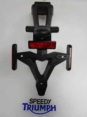 SOPORTE MATRÍCULA TRIUMPH SPEED TRIPLE 1050 R S & RS 2016 EN ADELANTE T2307828 Foto 1 de 4