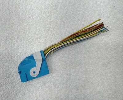 96-99 BMW E36 323 328 M3 Digital Climate Control Wire Harness Pigtail Connectors - Image 1 of 2