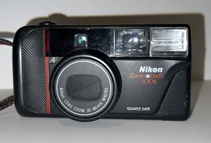 Nikon Zoom Touch 500s AF Black Point Shoot Film Camera 35mm Lens 35 80mm Macro - Picture 1 of 6