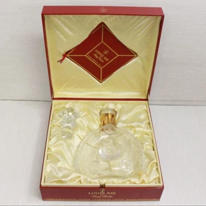 Remy Martin Louis XIII Baccarat Crystal Empty Bottle and stopper with Box - Picture 1 of 8