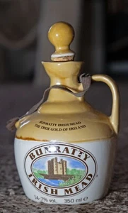 BUNRATTY MEAD STONEWARE MINI JUG WITH HANDLE IRISH LIQUOR MINIATURE POTTERY JUG - Picture 1 of 2