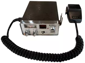 Cobra 19XS Mobile 40-Channel CB Radio Transceiver w/Mic - Picture 1 of 5