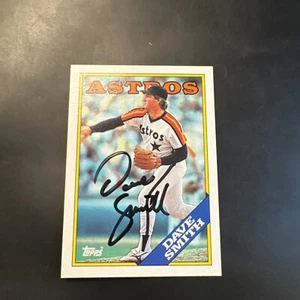 1988 TOPPS DAVE SMITH AUTOGRAPH BASEBALL CARD - Picture 1 of 3