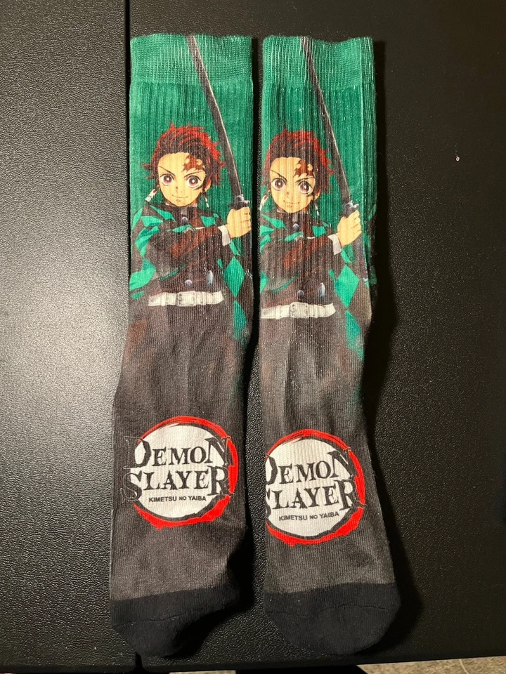 Demon Slayer Tanjiro Crew носки мужской размер 8-12 аниме Bioworld новый с ярлыками - Изображение 1 из 1