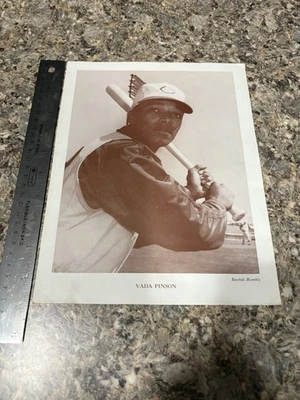 PAQUETE DE FOTOS FOTO #13 Vada Pinson Cincinnati Reds sin firmar 7-1/2 x 9-1/2 Foto 1 de 2