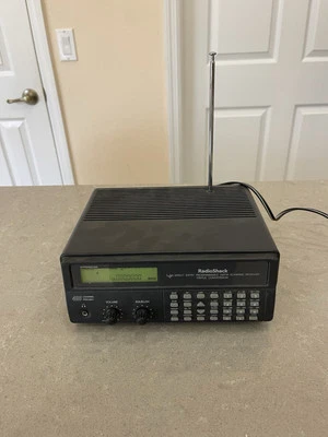 Vintage Radio Shack PRO-2041 400 Channel Scanning Receiver 20-463 WORKS! - Image 1 of 4