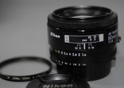Nikon 50mm f1.4 AF Nikkor autofocus FX lens for full frame DSLR & SLR - Mint-! - Image 1 of 4