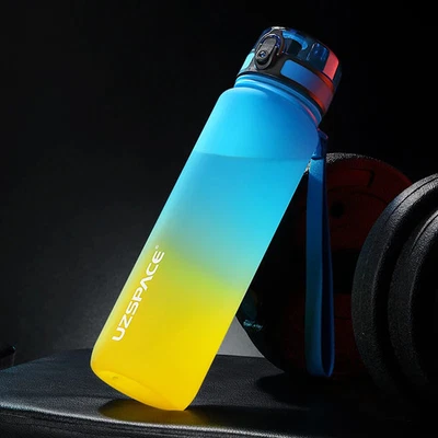 Botella de agua deportiva 500/1000 ml sin BPA a prueba de fugas esmerilada Tritan gimnasio fitness taza Foto 1 de 4