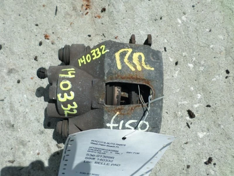 Passenger Caliper Rear Limousine Package Fits 03-11 LINCOLN & TOWN CAR 28250 — 第 1/1 张图片