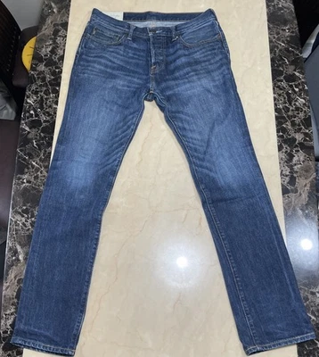 ABERCROMBIE&FITCH CLASSIC STRAIGHT JEANS MID BLUE WASH BUTTON FLY W32 L32 HEM 7” - Image 1 of 4