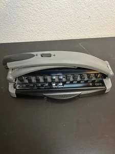Staples Arc Desktop Paper Hole Punch Black Gray 8 Sheet Capacity Letter Format - Picture 1 of 3