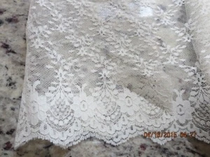 Cremefarbene Vintage Spitze -- 7+ Yards x 7" breit -- #R31-30 - Bild 1 von 24