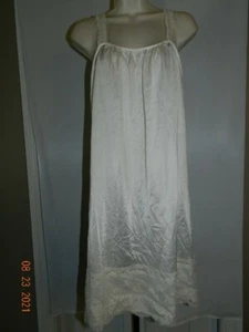VTG Large Avian L Large Ivory nightgown  - Picture 1 of 5