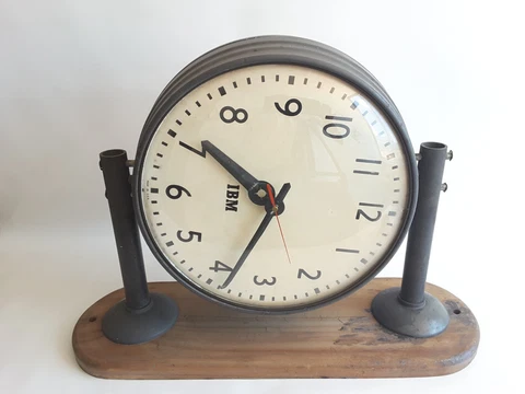 IBM INDUSTRIAL BIG WALL CLOCK CIRCA 1950 Cover