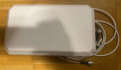 Laird Dual Band Omni-directional Antenna PDM24518-AZ1  - Image 1 of 4