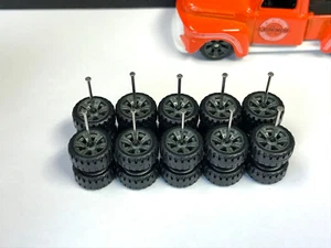 RL06 - Lot 5 Set Hotwheels 1/64 # 6 Spoke Real Riders 10mm Medium Rubber Tires - Picture 1 of 7