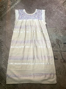 Vintage Embroidered Mexican Tunic Dress Beautiful Pastels Hand Woven - Picture 1 of 15