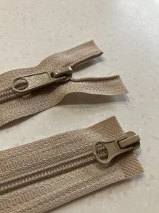 Job Lot 34” / 86cm Long Beige Nylon Zipper 2 Way Open End 100 Zips - Picture 1 of 4