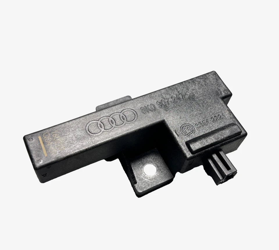 2012-2018 Audi A7 Quattro Keyless Entry Access Antenna OEM - Image 1 of 4