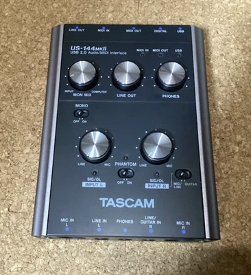 TASCAM US-144MKII USB2.0 interfaccia audio / MIDI TEAC 4IN/4OUT 24bit/96kHz - Immagine 1 di 3