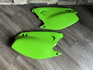 2003-2008 Kawasaki KX250 & KX125 Motocross MX Side Panels by UFO KA03739-026 - Picture 1 of 8