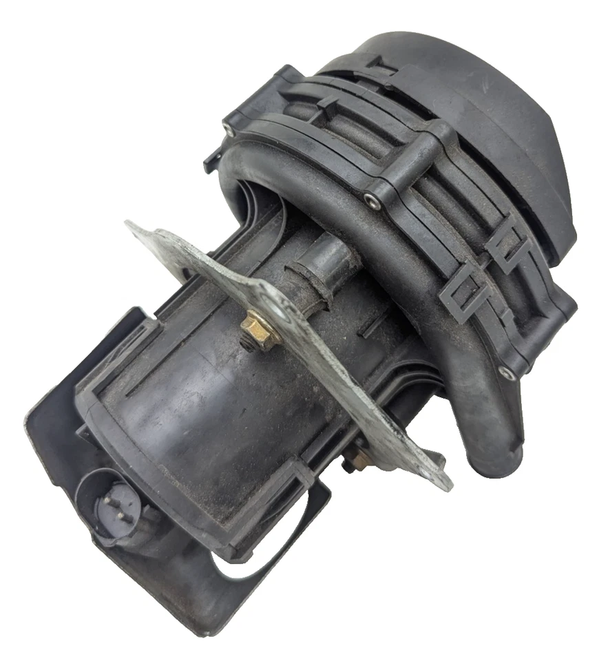 BMW 325Xi 325 XI 2004 2,5 L sedán inyección de aire secundaria bomba de smog Foto 1 de 4