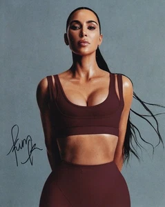 KIM KARDASHIAN signed Autogramm 20x25cm HORROR STORY in Person autograph ACOA - Bild 1 von 2