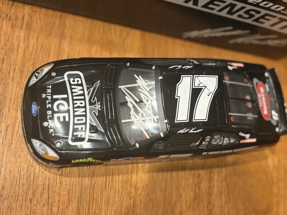 MATT KENSETH. 2003 SMIRNOFF ICE TRIPLE BLACK FORD TAURUS. AUTOGRAPHED 1:24  - Image 1 of 4