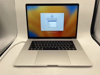 Apple MacBook Pro A1707 15 Core i7 16GB 512GB Silver 2017 - Image 1 of 4