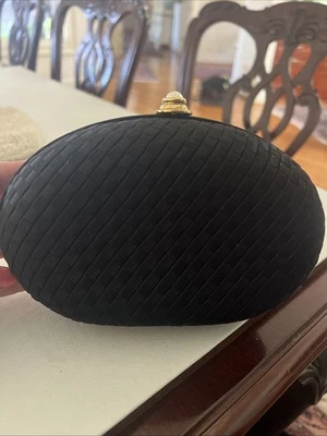 Bolso de mano vintage Bechamel tejido satinado negro Foto 1 de 4