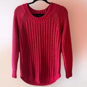 Calvin Klein Jeans Red Crew Neck Crochet Knit Sweater Size Med NWOT - Picture 1 of 15