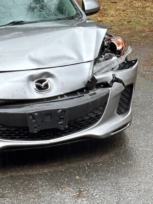 Mazda 3 Sport GS-SKY 2012 hatchback 4 puertas 2,0 L Foto 1 de 4