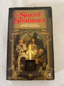 The Sword of Shannara Signed By Terry Brooks !!! 7th Ed 1977 del Rey TPB - Picture 1 of 7