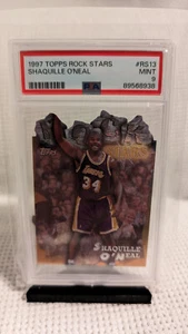 1997 TOPPS SHAQUILLE O'NEAL ROCK STARS SCHEDA INSERTO TAGLIO PRESSOFUSO *CLASSIFICATO PSA NUOVO DI ZECCA 9! - Foto 1 di 2